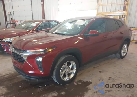 2024 Chevrolet Trax Fwd Sp из США, поврежденный, VIN KL77LFE21RC007308